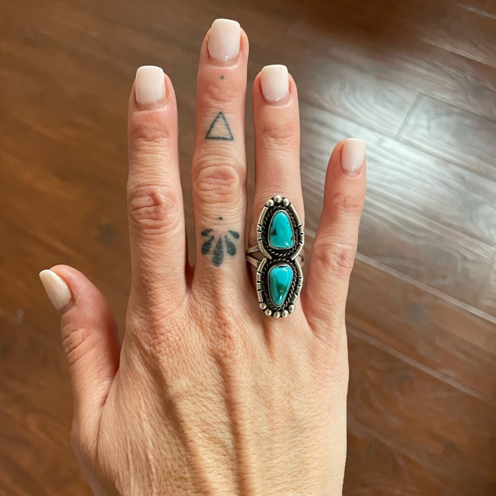 Beautiful turquoise ring I believe it’s a size 7 from Santa Fe New Mexico
